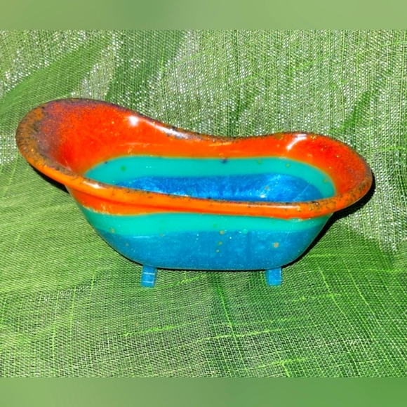 Handcrafted Resin π«§ Soap Dishπ - Picture 1 of 8